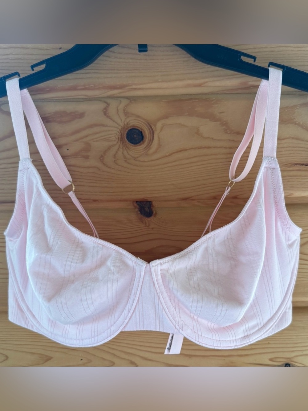 Victoria's Secret Light Pink Underwire unlined scoop T-shirt Bra 36DD modal